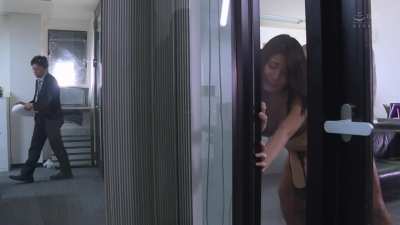 When Blinds In the Corner Office Close, Men Out Front Think Something Important Is Getting Done ... Nao Jinguji / JUL-185