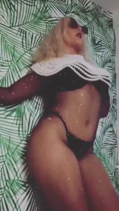 Nikkita Lyons