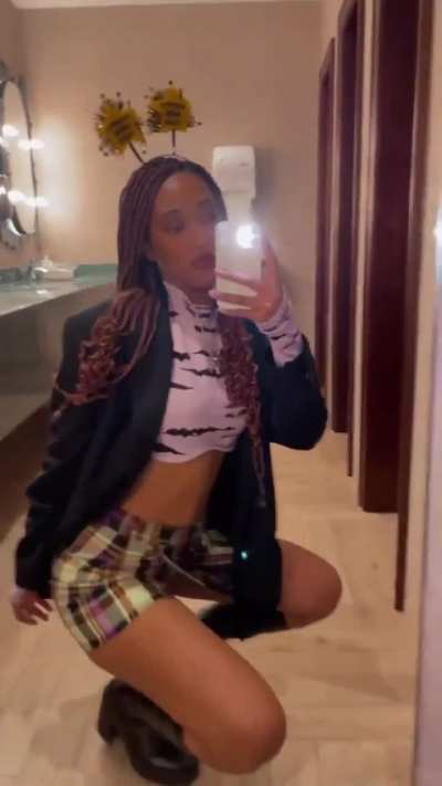 @darkplummm_21
