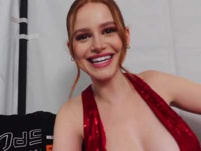 Damn That Cleavage