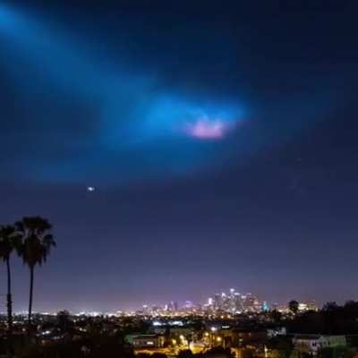 SpaceX falcon 9 leaving earth’s atmosphere