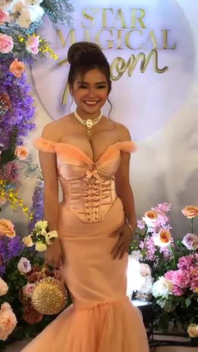 Xyriel Manabat