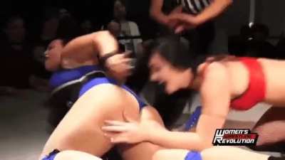 Priscilla Kelly takes a bite out of Jordynne Grace