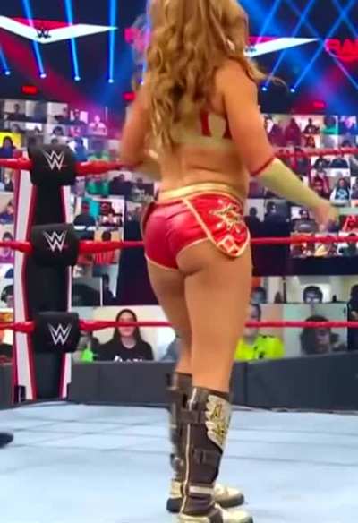 Mickie James