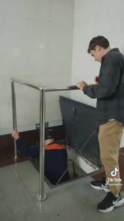 A funny video from the St. Petersburg metro - "We take care of you".