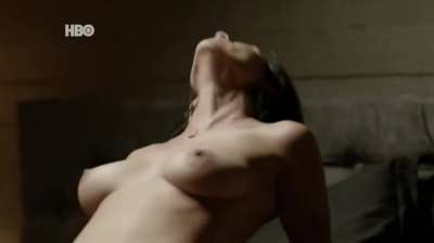 Rafaela Mandelli in O Negocio (2014)