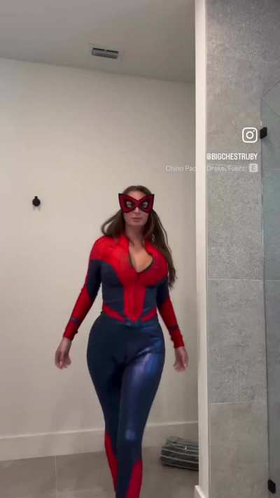 🕸️🕷️women