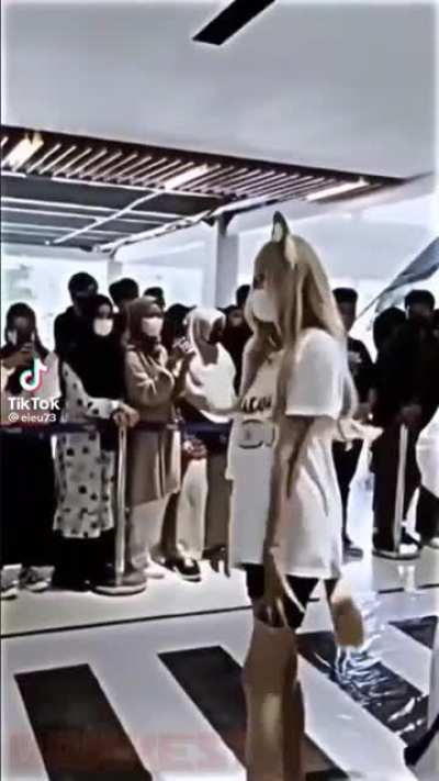 Cuando invitas a tu amigo de Bariloche a un evento porte&ntilde;o
