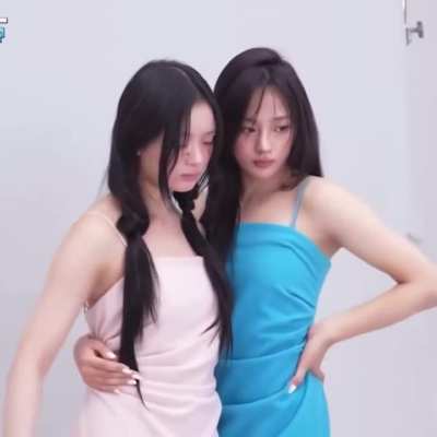 New Jeans- Minji &amp;amp; Hanni
