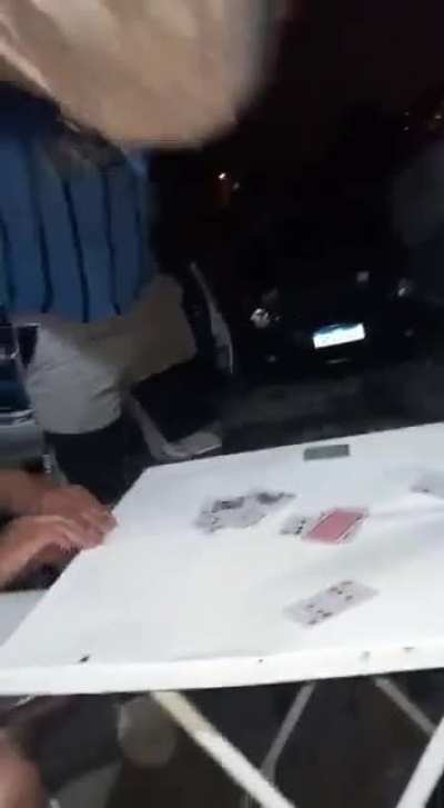 Minha fam&iacute;lia joga truco assim