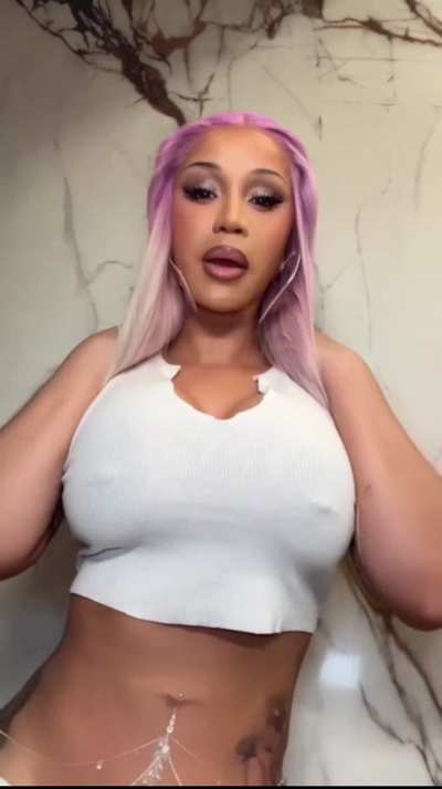 Cardi B - Boobs &amp;amp; Ass