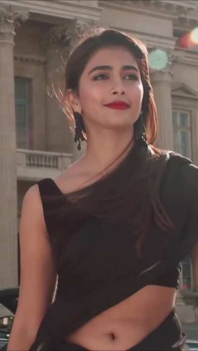 Pooja Hegde hot saree edit