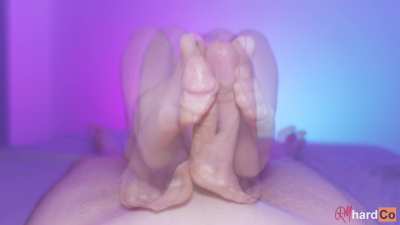 Playing with my feet &amp;amp; getting my toes covered with cum