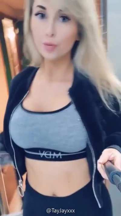 Thought I&rsquo;d show the elevator CCTV guys that blondes do indeed have more fun