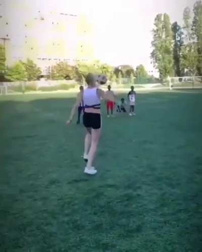 Meet the new freestyle football star
