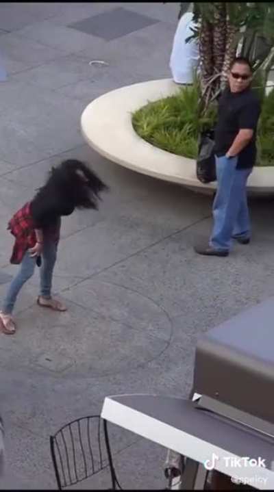 She must’ve been so embarrassed