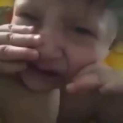 oğurmayın .lütfen doğurmayın. Geçiminiz yoksa piskolojik sıkıntılarınız varsa hazır hissetmiyorsanız doğurmayın.ÇÜNKÜ ANNE OLMAK SADECE DOĞURMAK DEĞIL.YAZIK.şu çocuğun haline bi bakın.