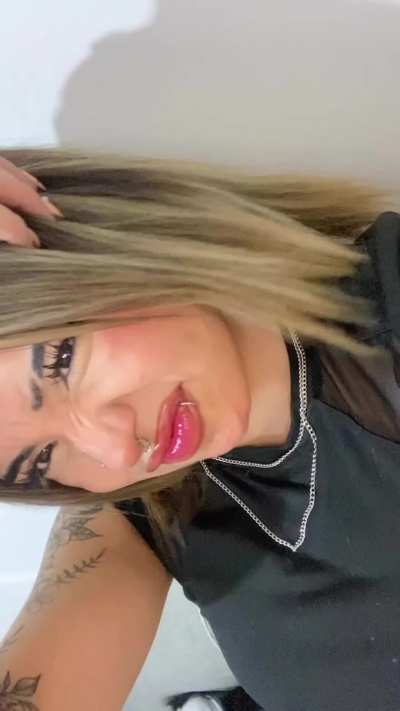 Focus on me
