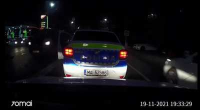 Ia dă-te jos domnu&rsquo;