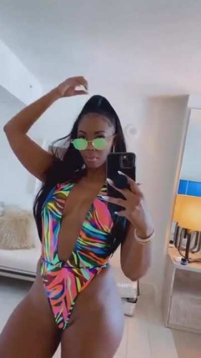 Nafessa Williams
