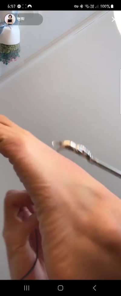 Foot asmr