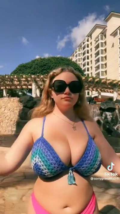 busty jewish girl