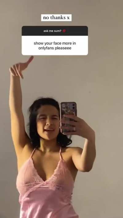 She's sexy asf