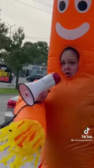 Wacky waving inflatable flailing arm tube lady