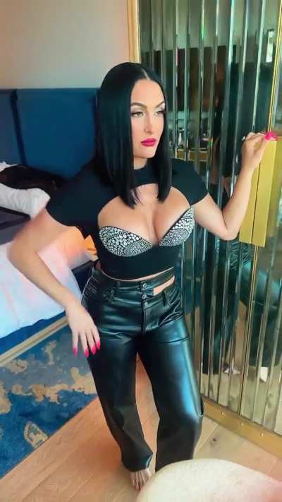 Nikki Bella