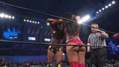 Mandy leons booty