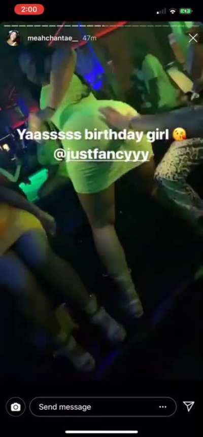 Shake that booty