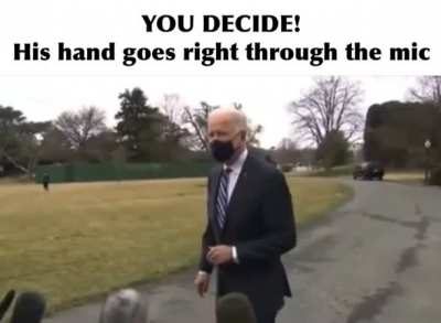 The Great Biden performs Magic on a Microphone! The media is actually saying this is just an anomaly. Mmmmhmmm! What say you?? 😂😂😂