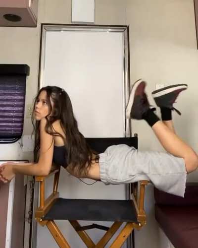 Jenna Ortega is tight &amp;amp; sexy