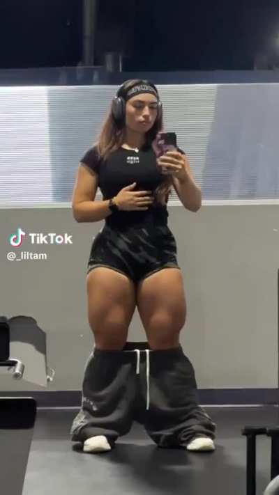 Thick Tamara or Lean Tamara?