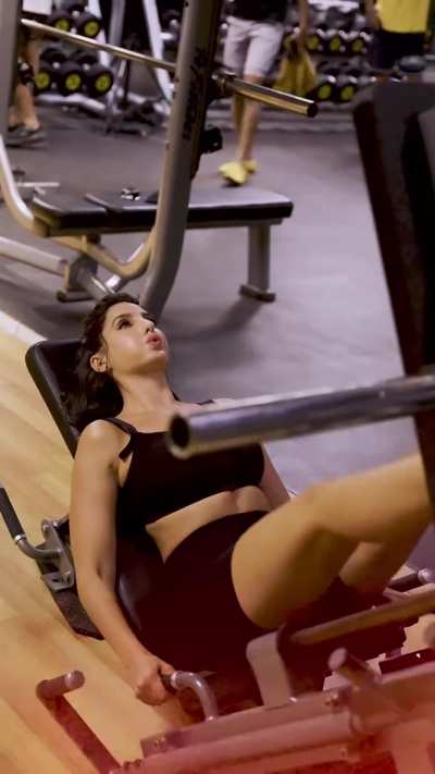 Nora Fatehi 