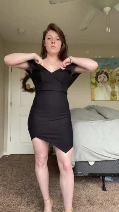 Being in my sister&rsquo;s body has been a total bummer... until a guy asked me to go to formal with him! I don&rsquo;t know why, but I&rsquo;m really excited.I&rsquo;ve been sending him videos of the outfits I might wear, and today I teased him a little extra.My sister is miser