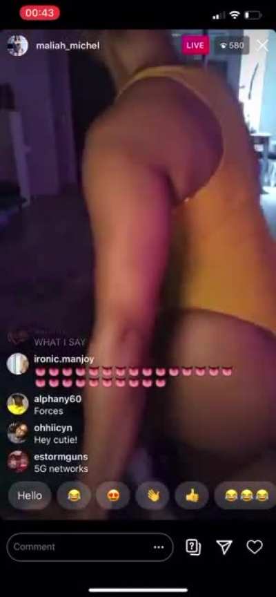 Her BackShot Probably Crazy🤦🏽&zwj;♂️🎂