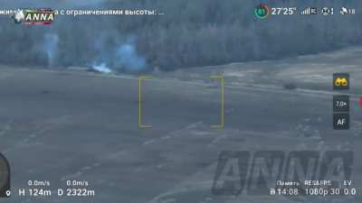 RU pov: Unique footage showing tank battle between 3 RU tanks and 2 UA tanks.