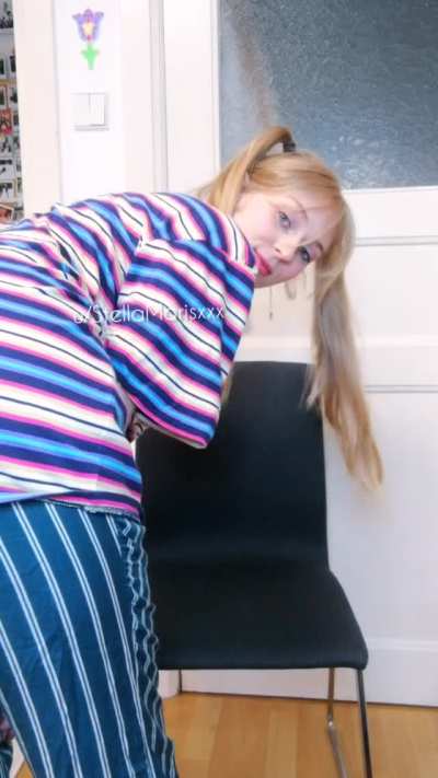 SURPRISE (FREE ALBUM IN THE COMMENTS)👇👇