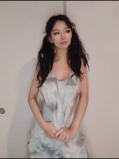 Sideboob