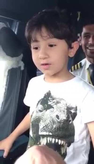 Kid amazes pilots with aircraft knowledge!