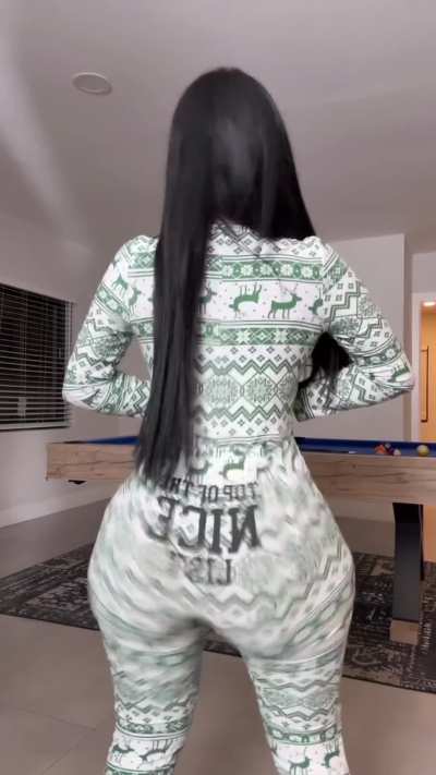 That ass moving