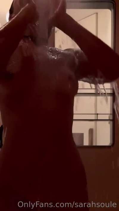 Soule in the shower