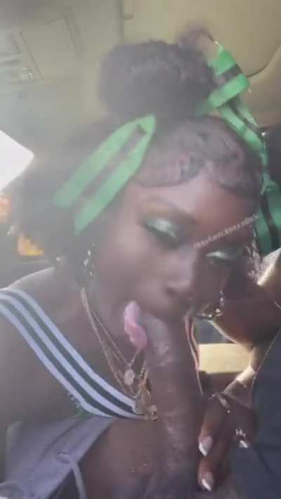 "Nut in this throat coach" 😩 Dropping her 15 Gb Throat Collection in Comments 👌🏾🔥