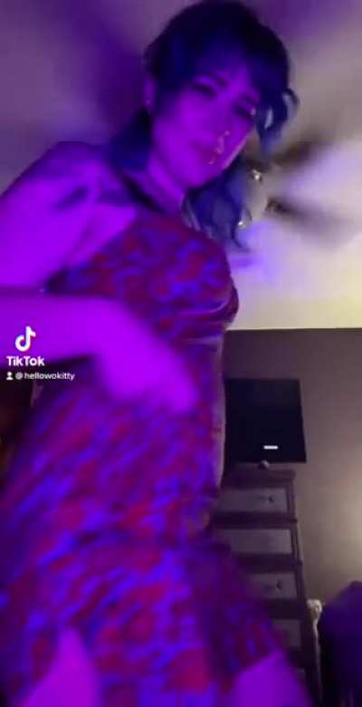 Just a little dancing &amp;lt;3