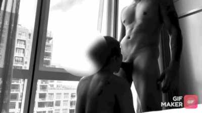 He loves when I suck his cock, hands free. 🙋🏽&zwj;♀️