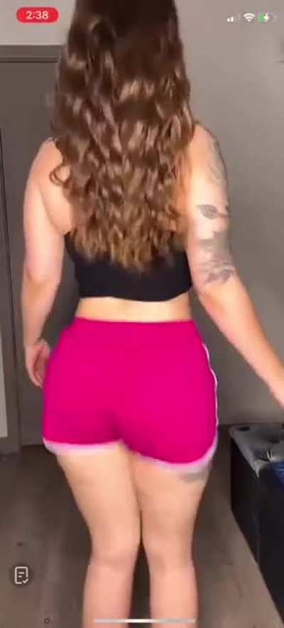 Pink Shorts 🍑