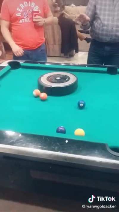 Betting on Solids vs. Stripes with a Roomba