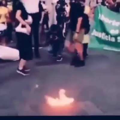 😲😲&Eacute;pico