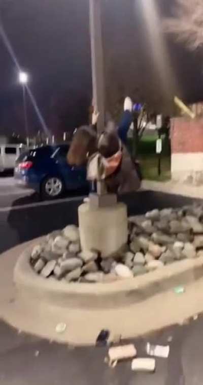 WCGW trying to pile dance